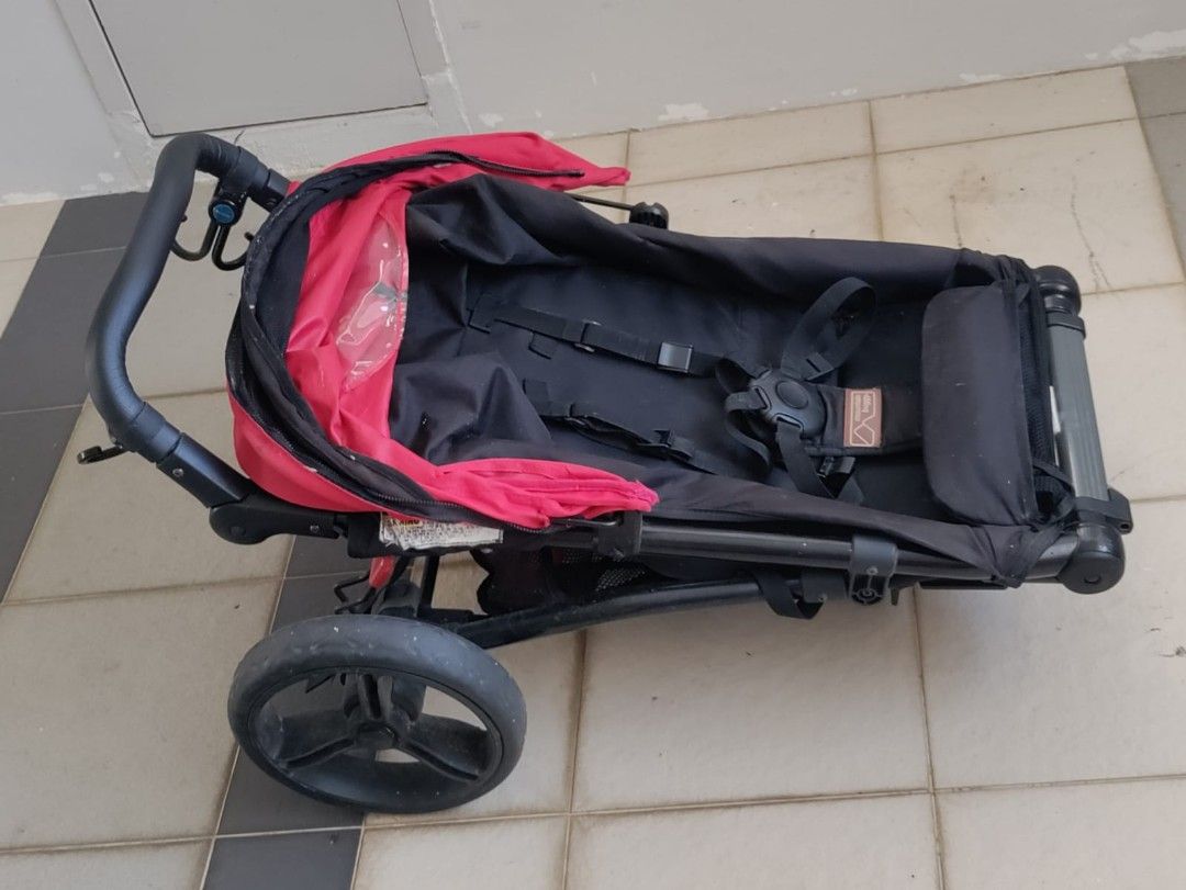 Mountain buggy stroller one touch fold large wheels, Babies & Kids