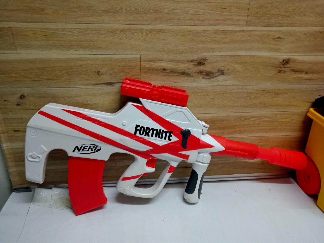 Nerf Fortnite B-AR Motorized Dart Blaster