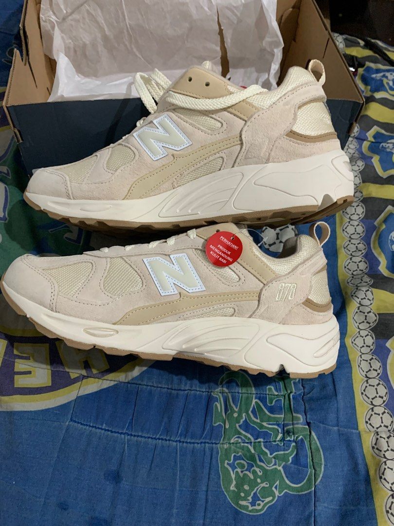 New Balance 878 Beige Cream Size 44 US10