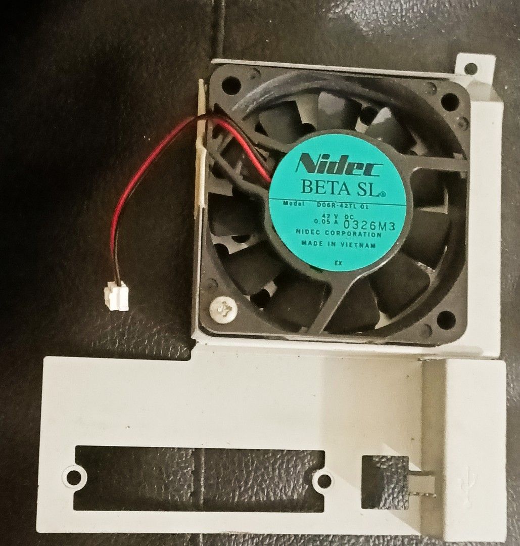 Nidec BETA SL D06R 24TH 04 24V 0.09A 6cm 2