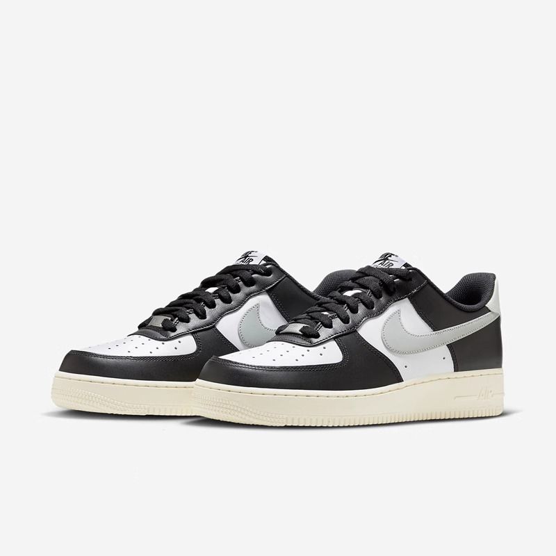 Nike Air Force 1 '07 男AF1黑白休閒運動鞋FQ6848-101, 預購在旋轉拍賣