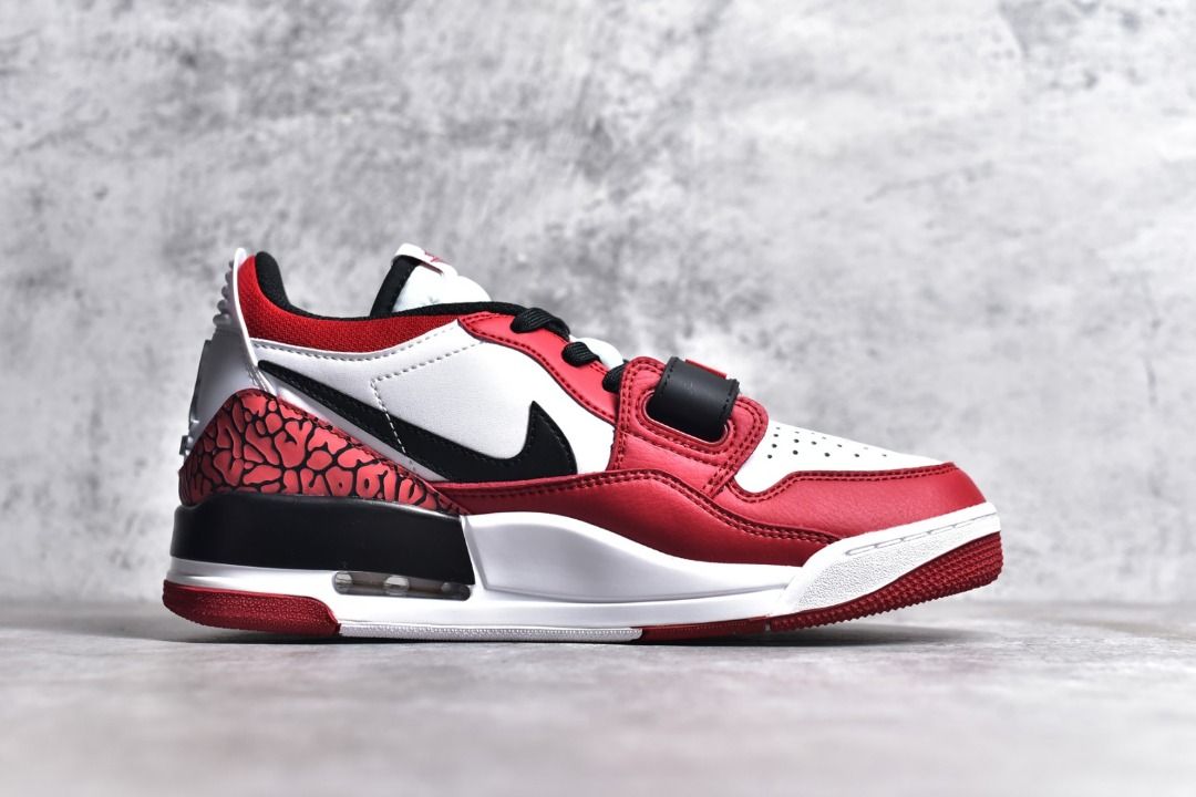 Nike air legacy 3 store