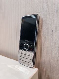 Nokia 6700c 手機 收藏品 古董 手提電話 smart phone
