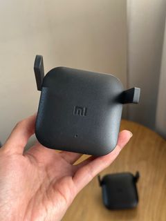 ORIGINAL Mi / Xiaomi WIFI signal range extender Pro Global Version 300 Mbps 2.4GHz Signal Rate (Well used/ unboxed)