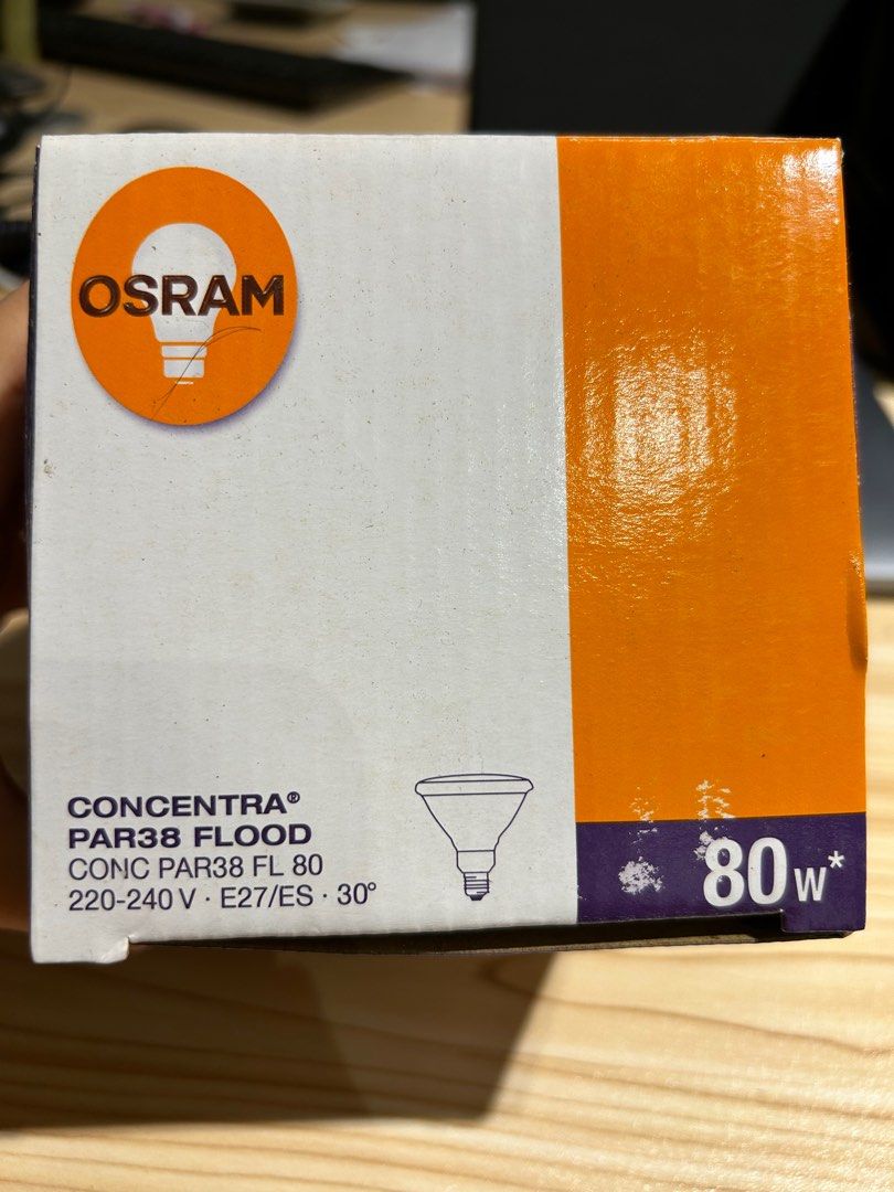 Lot De 12 Lampes OSRAM E27 CONCENTRA BELCOLOR – Colorées – 60W – Neuves