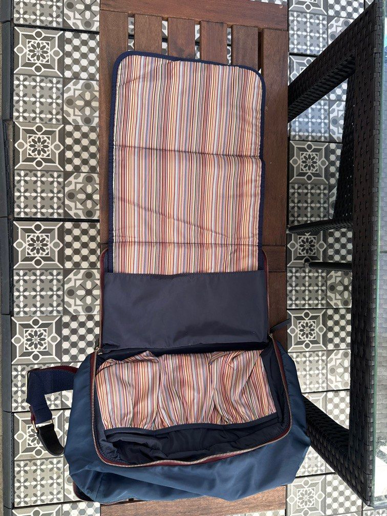Paul smith changing 2025 bag