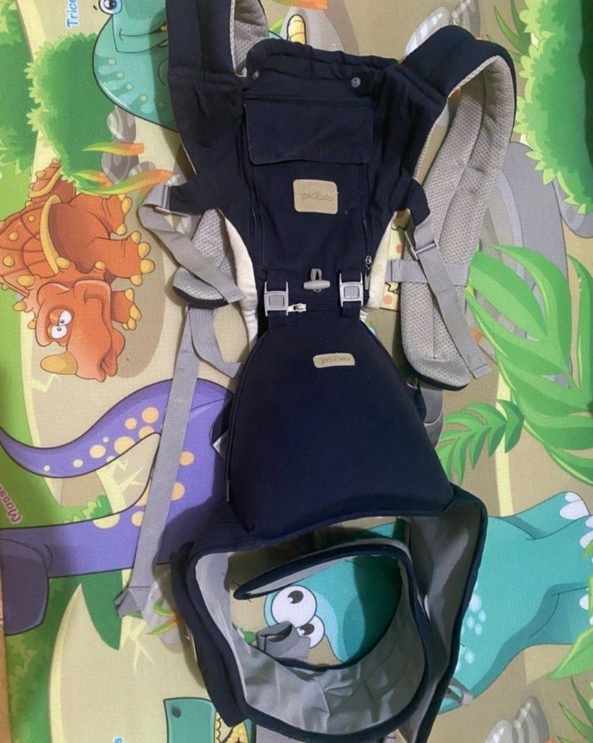 Picolo Baby Carrier on Carousell