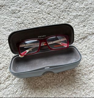 Prada eyeglass/reading glass