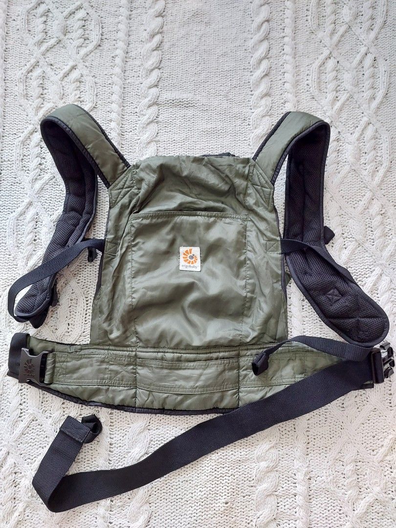 Ergo baby travel deals