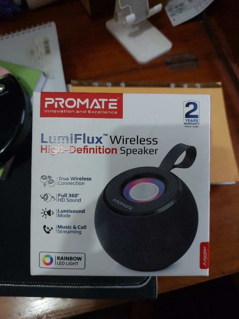 Promate LumiFlux Wireless High-Definition Speaker (Category: Soundbars, Speakers & Amplifiers) located in Quezon City. Submitted by garagesaleonline (Listing ID 1242753591, Image 1). Description: RFS bigay lang, madami na kaming speaker..