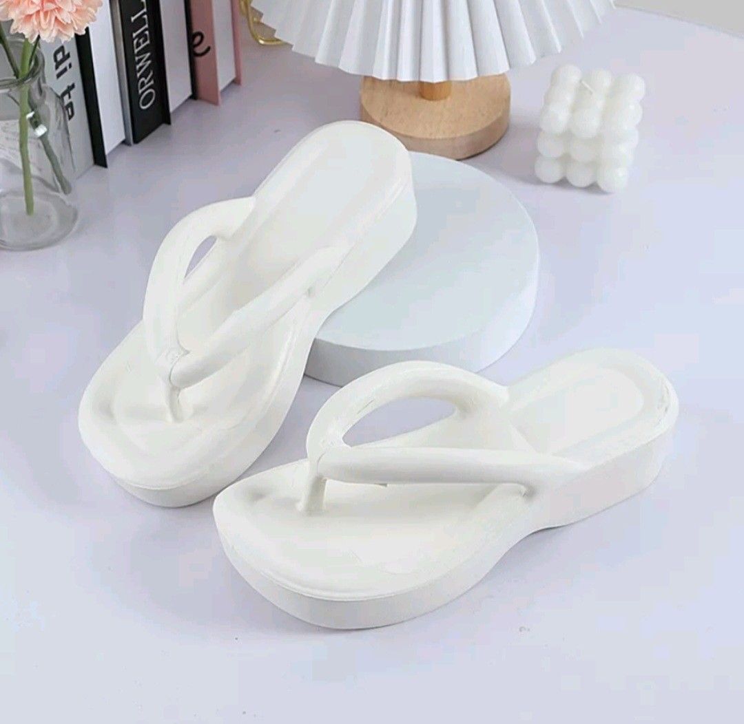 Puffy Cloud Platform Slippers