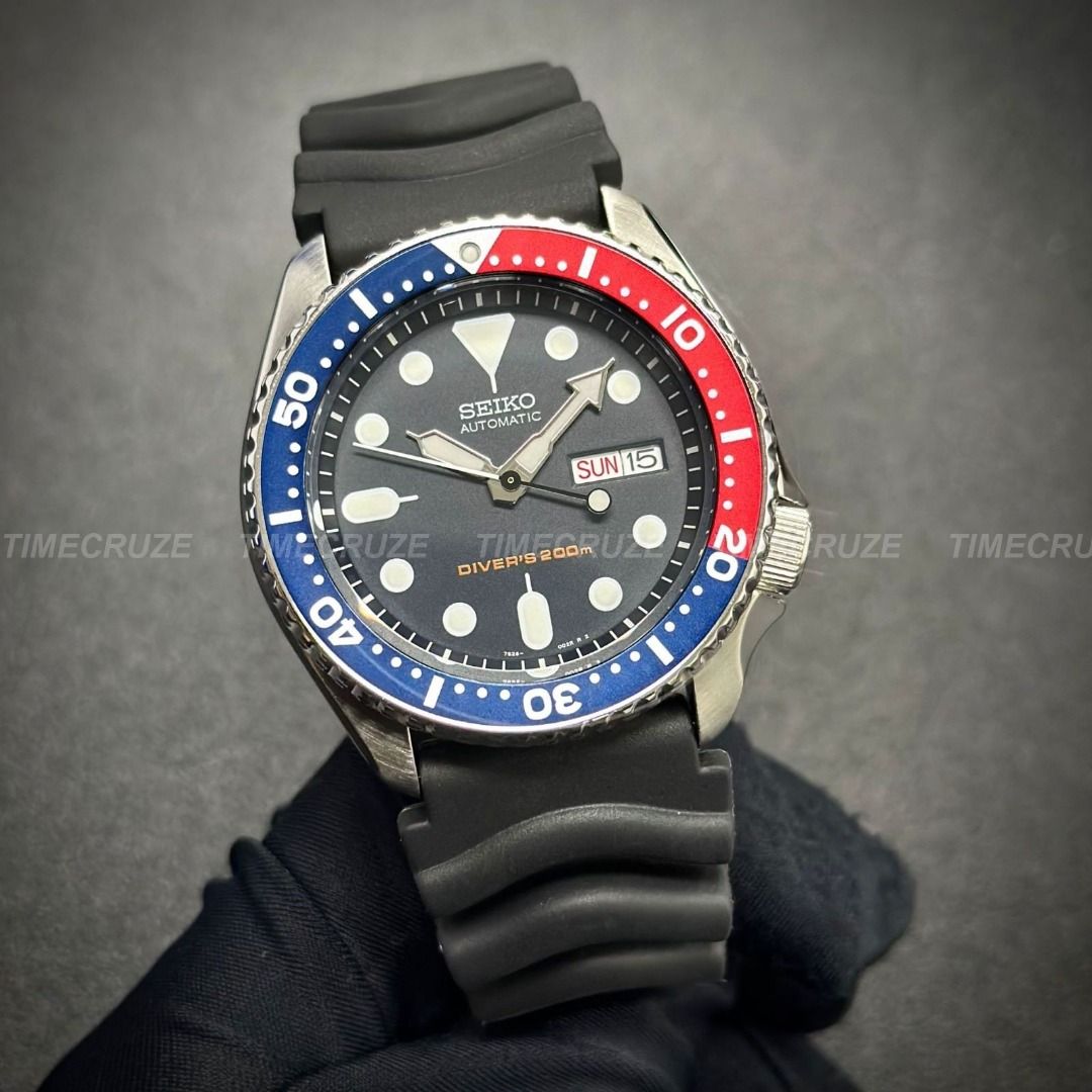 RARE Seiko SKX009K1 Discontinued Diver s SKX Pepsi Men Watch SKX009 SKX007 SKX009K Men s Fashion Watches Accessories Watches on Carousell