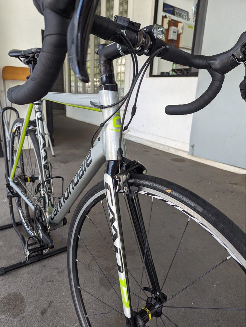 Road race bike Cannondale Caad12 Size 58