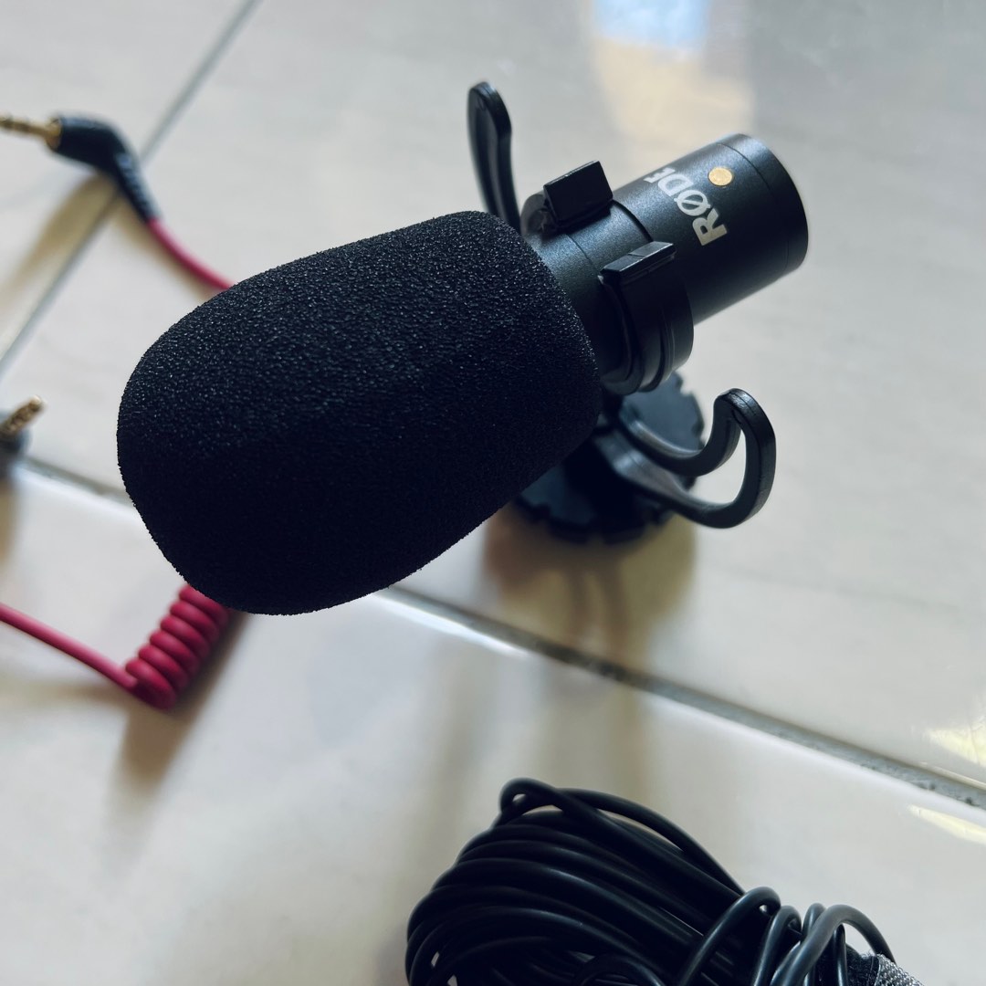 Rode mic + Boya mic, Audio, Microphones on Carousell