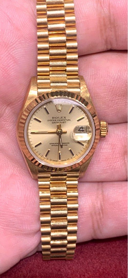 Rolex 2000 Datejust 18k Solid gold stick dial 26mm (Category: Luxury Watches) located in Pasig City. Submitted by Watchaholics (Listing ID 1242828591, Image 1). Description: FASTBREAK SALE!!!! Rolex 2000 Datejust 18k Solid gold stick dial 26mm -year model 2000 -stick dial -18k solid gold -unit only -open for verification For 440k You may DM or contact @ 09615077138 Thanks admin😉.