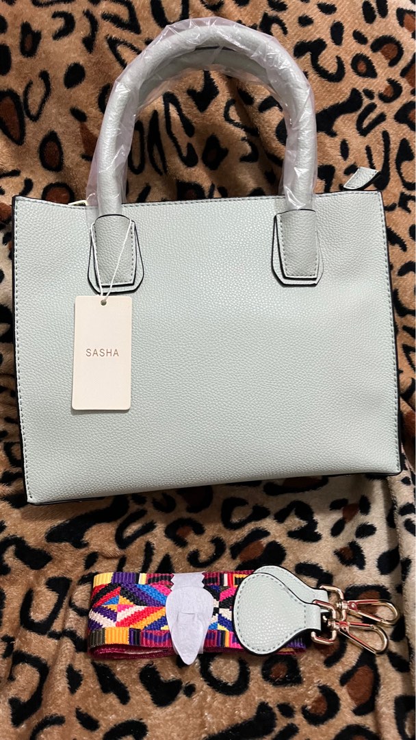 Sasha + Sofi Sling Bag Preloved, Women's Fashion, Bags & Wallets,  Cross-body Bags on Carousell