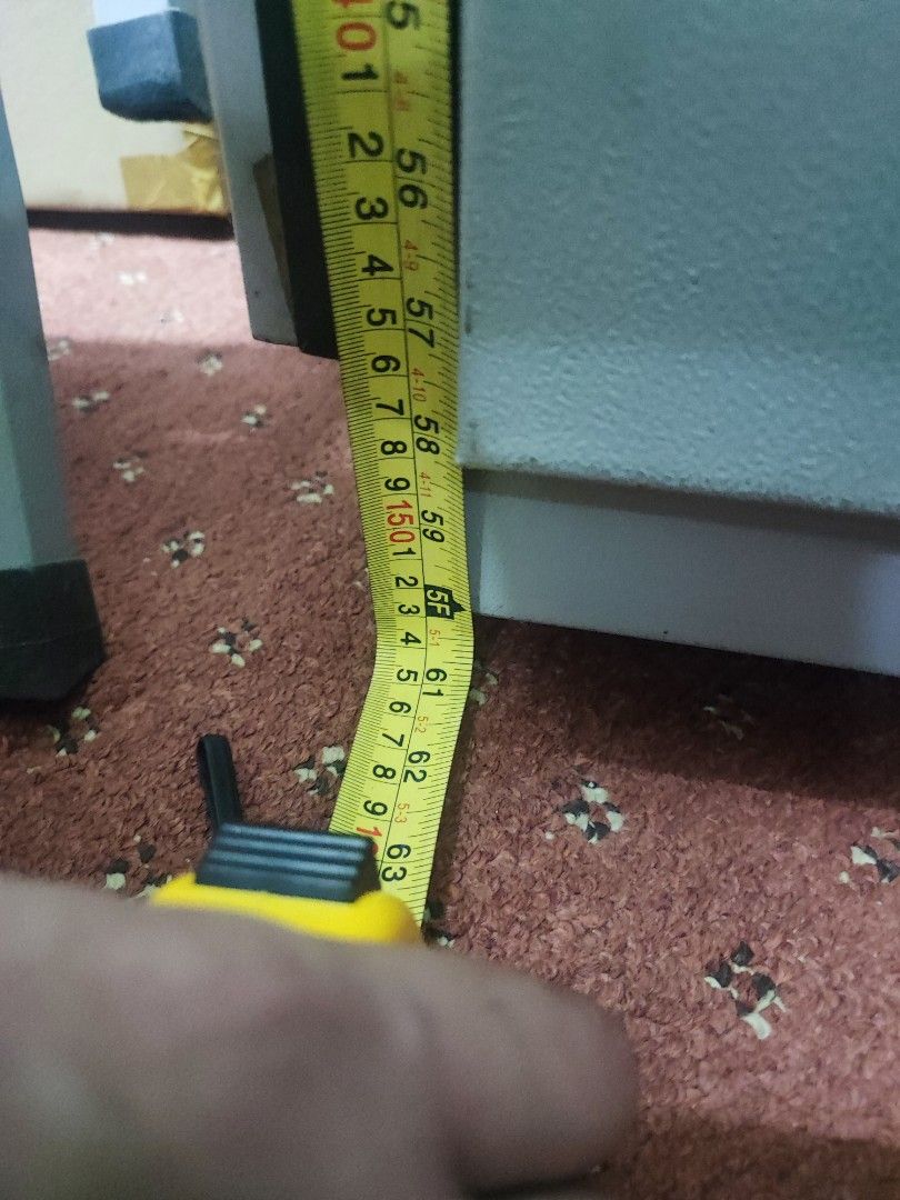 security/Safe box (Category: Safe) located in Kuala Lumpur. Submitted by lysalatte (Listing ID 1242821353, Image 2). Description: in very good condition. self pick up only. you will need at least 3 people to help carry. open for negotiation..