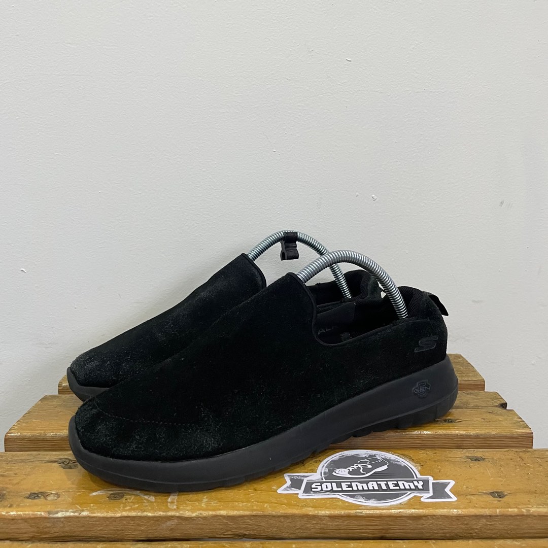 Skechers SlipOn, Men's Fashion, Footwear, Sneakers on Carousell