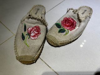 SOLUDOS 二手 草編 玫瑰刺繡 福樂鞋