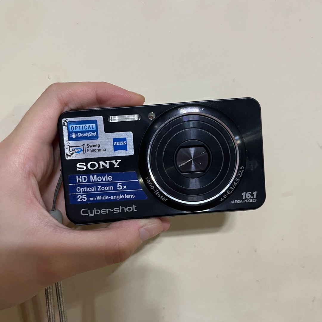 Câmera Digital Sony CyberShot DSC- W570 16.1 MegaPixels - Cartão 4gb