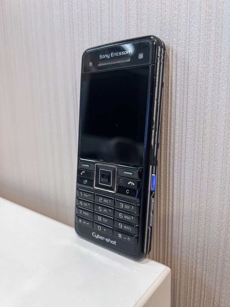 Sony Ericsson C920 smartphone
