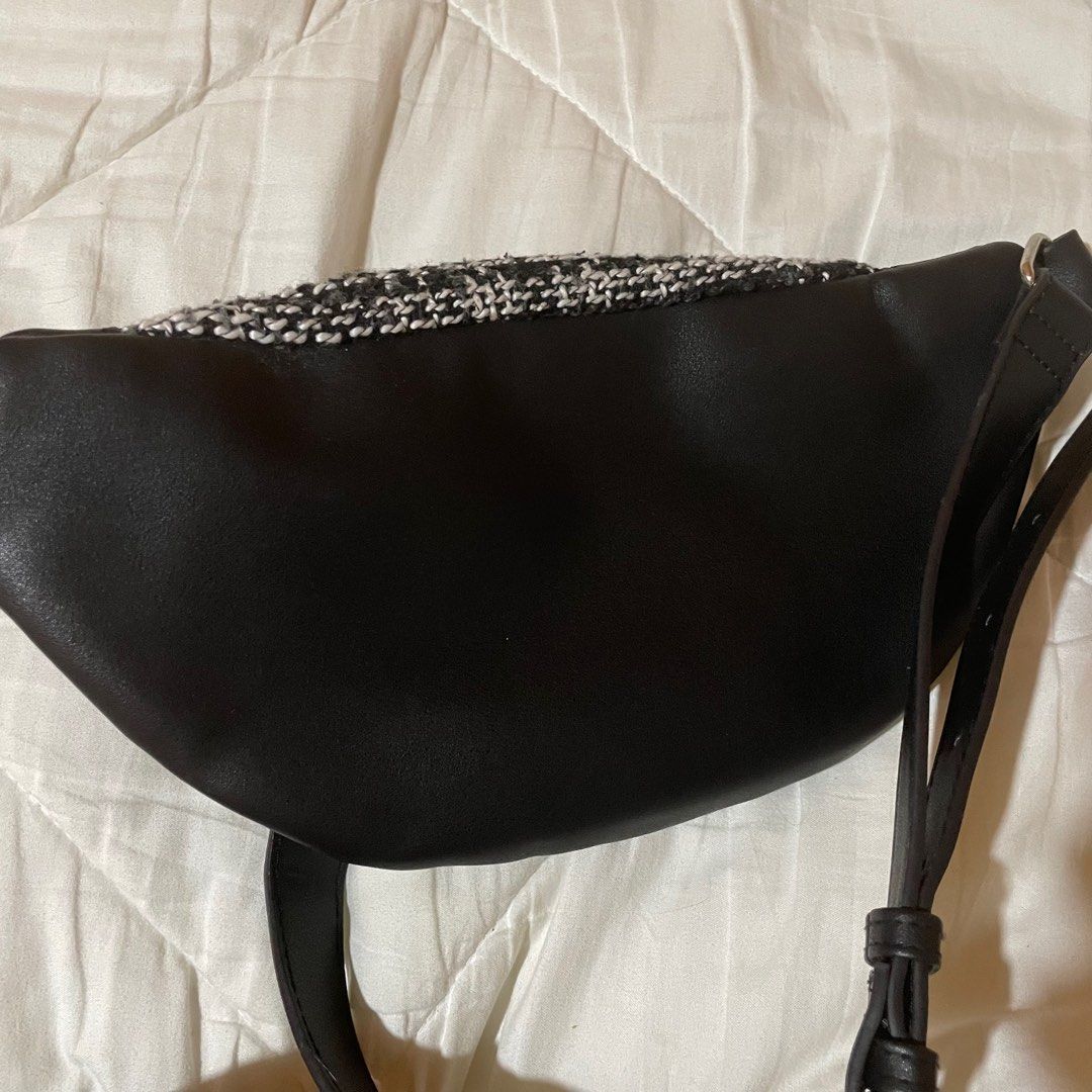Fanny discount pack stradivarius