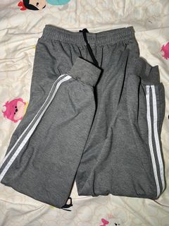 (Category: ) located in . Submitted by randomlycurated (Listing ID 1242858467, Image 1). Description: .
