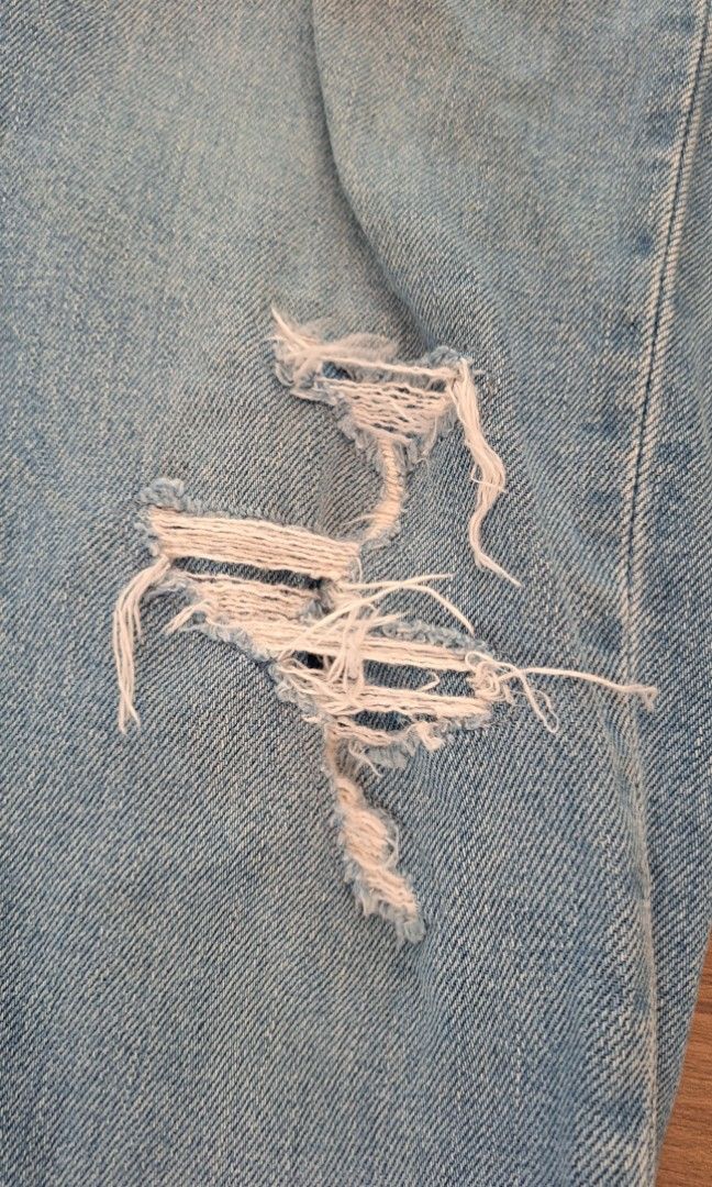 Slim Fit Jeans (Damaged)