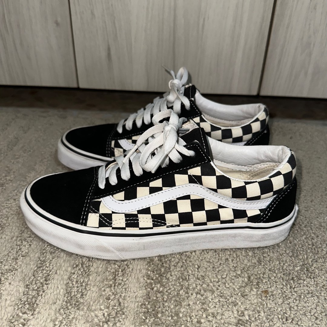 White and black new arrivals checkered old skool vans