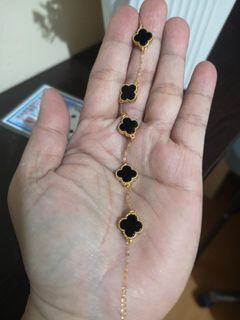 VCA bracelet