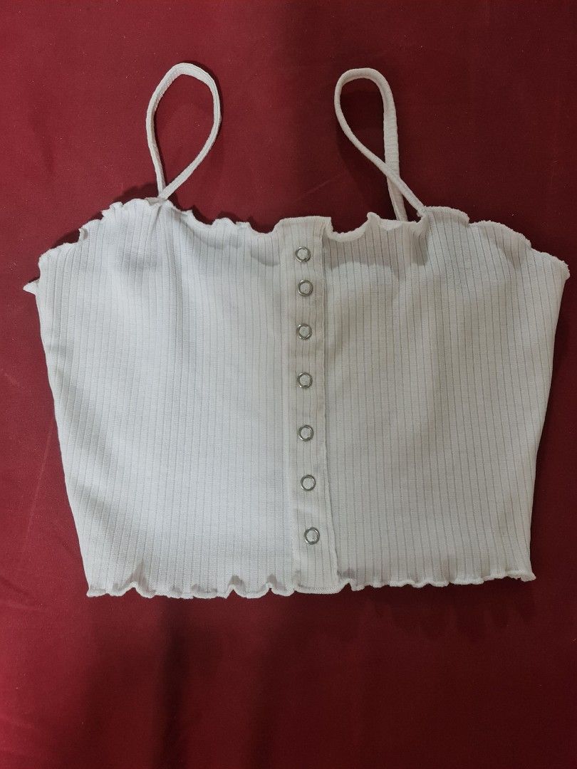 White spaghetti crop top store