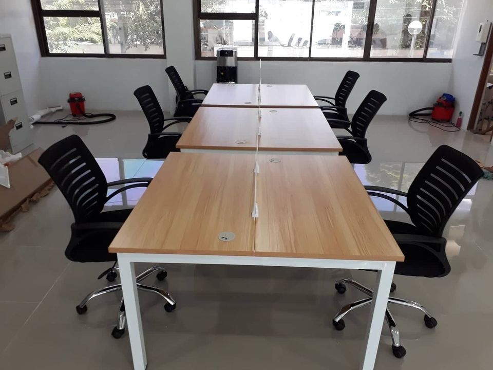 WORKSTATION TABLE WITH ACRYLIC SCREEN PANEL on Carousell