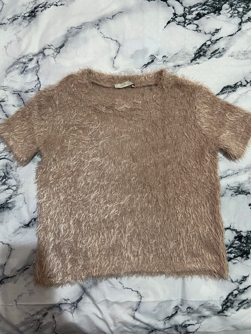 Zara Pink Nude Fuzzy Top, Fesyen Wanita, Pakaian Wanita, Atasan di