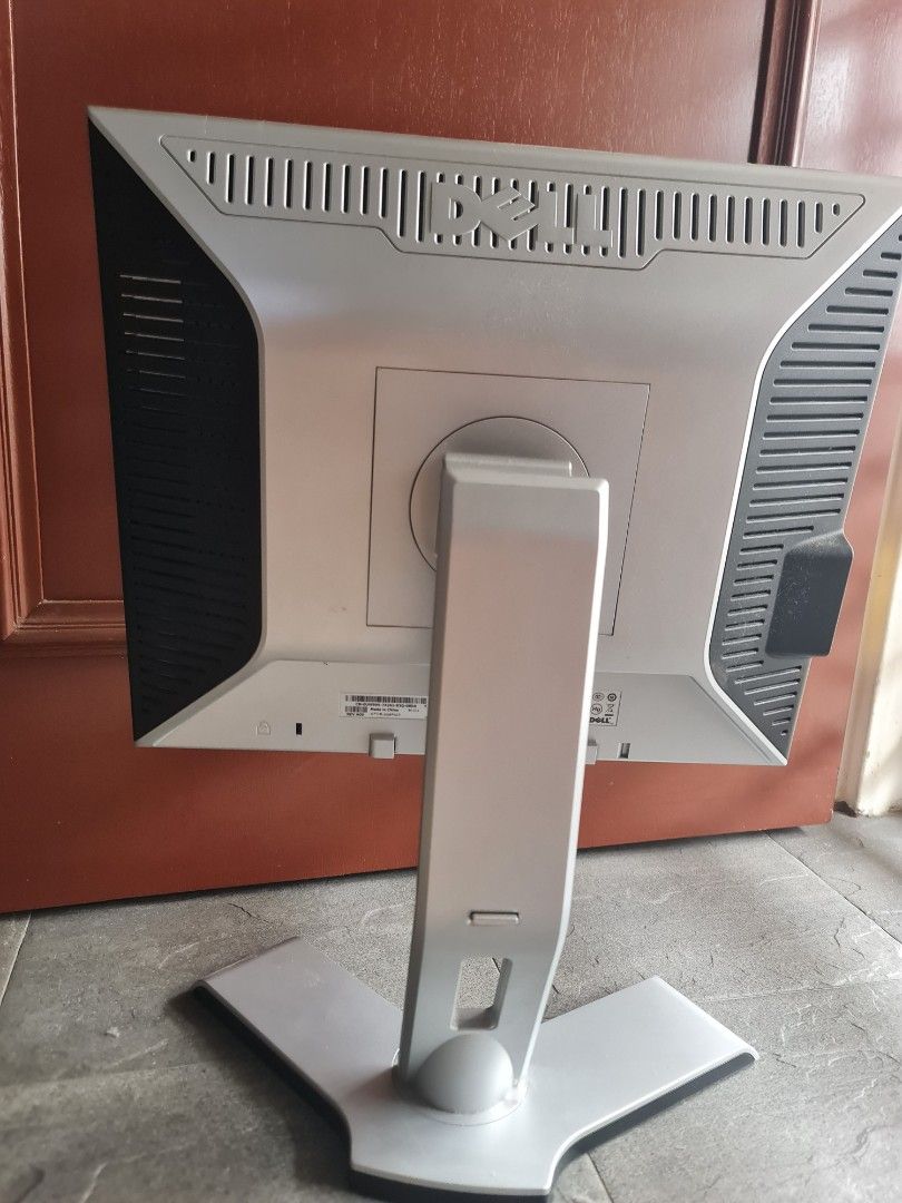 17inch DELL Monitor, Computers & Tech, Parts & Accessories, Monitor