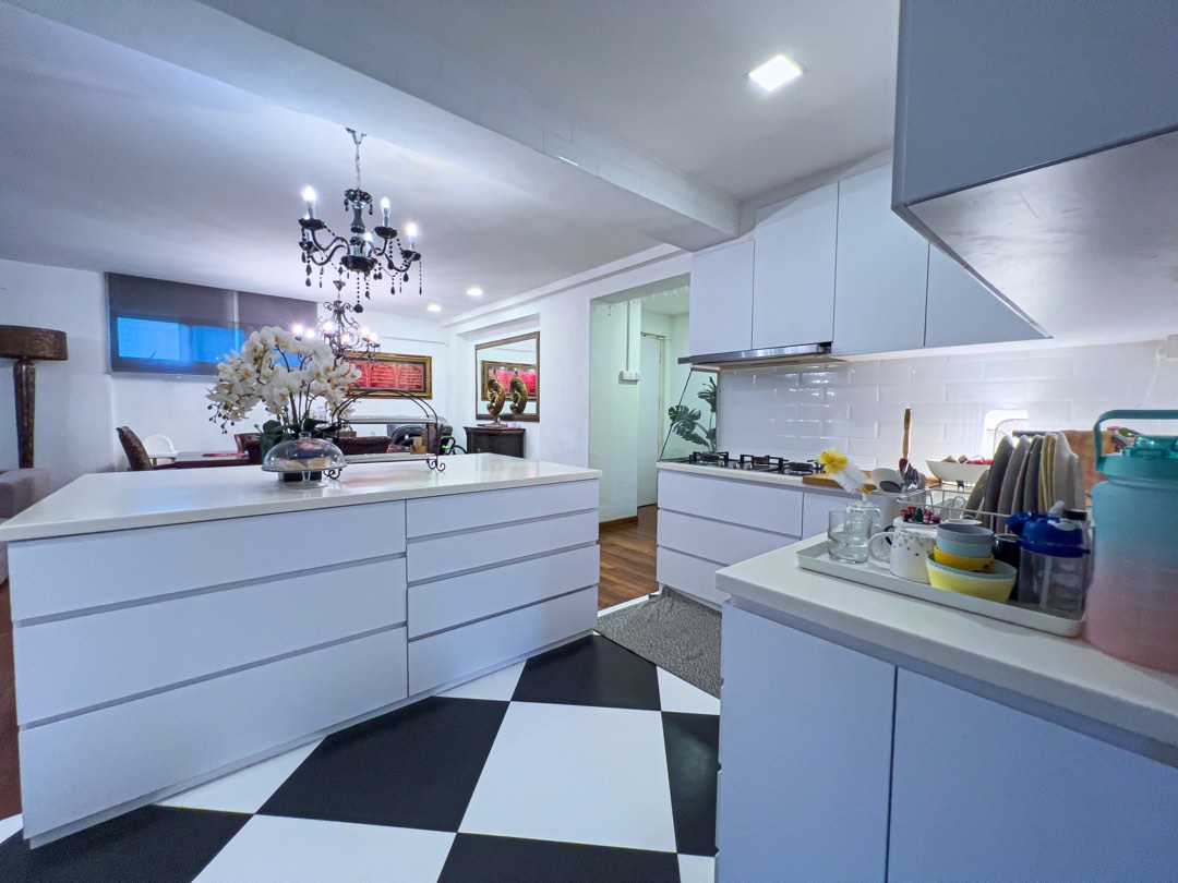 (Category: ) located in . Submitted by ejentuanlee (Listing ID 1242909533, Image 1). Description: .