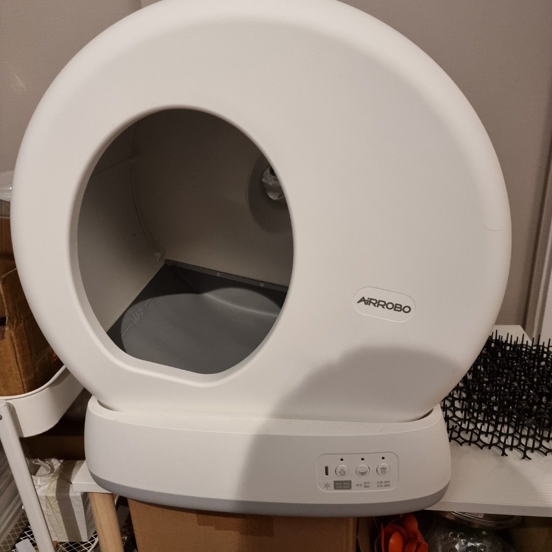 Airrobo Automatic Cat Litter Box [region locked], Pet Supplies, Homes
