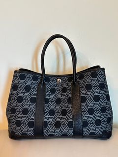 （分類：）位於 。 由 ka_2889 提交（商品編號 1242926503，圖片 1）。簡介： 。