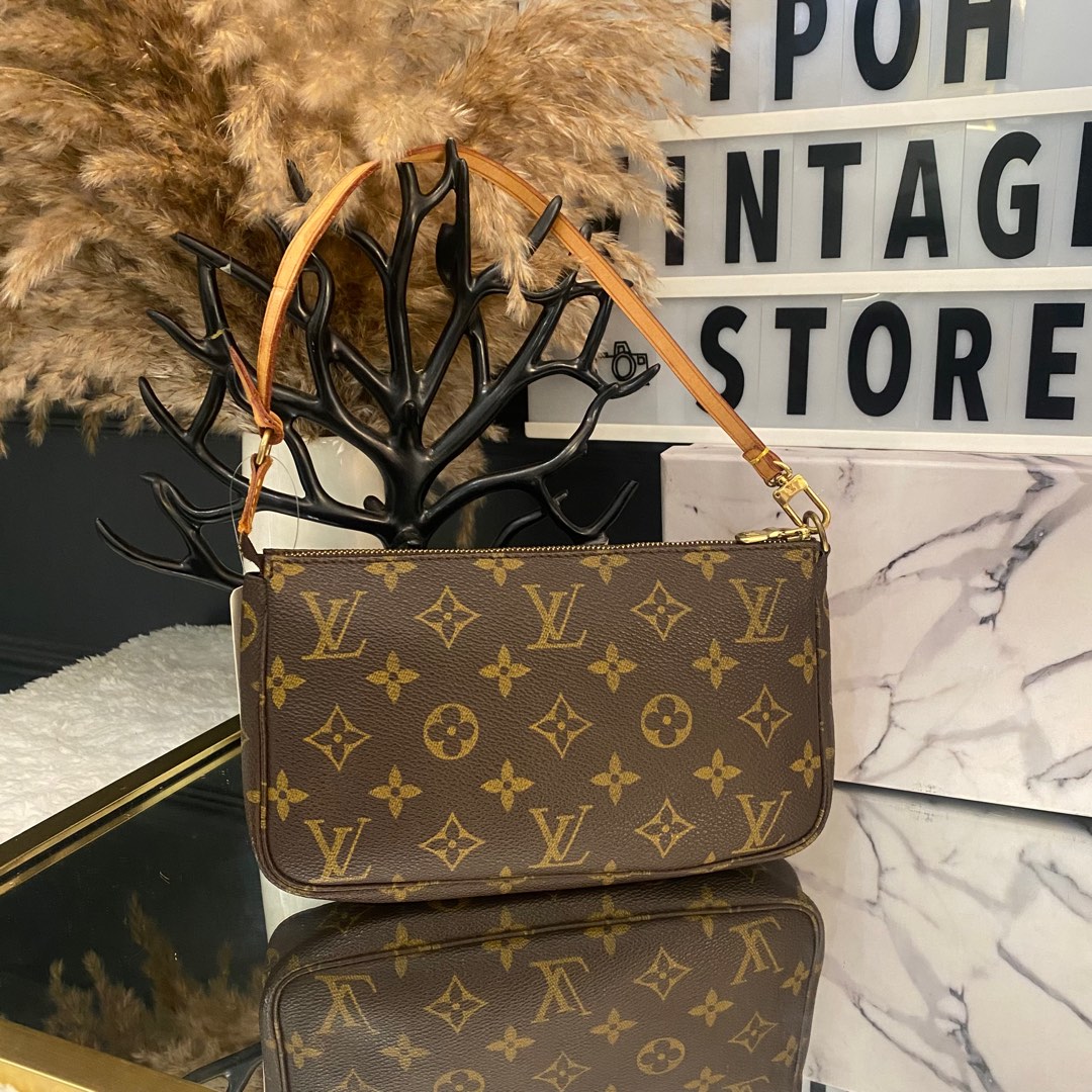 Authentic LV Pochette, Luxury, Bags & Wallets on Carousell