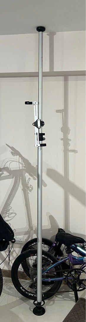 Aldi floor to hotsell ceiling bike stand