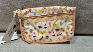 (Category: ) located in . Submitted by stopshopandbemerry (Listing ID 1243071676, Image 1). Description: .