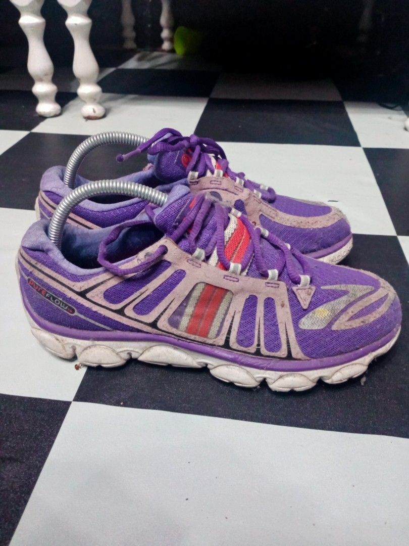 BROOKS PURE FLOW Men s Fashion Footwear Sneakers on Carousell