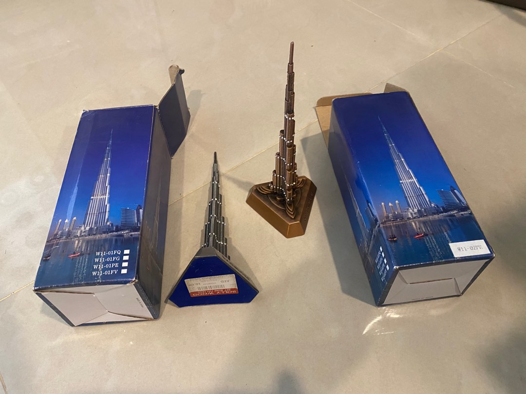 Burj Khalifa Dubai, Hobbies & Toys, Collectibles & Memorabilia, Vintage