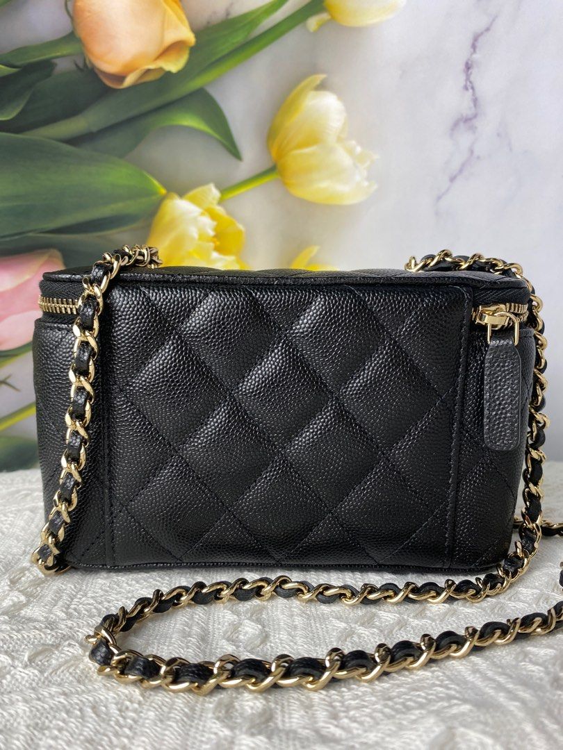 Chanel vanity woc 2025