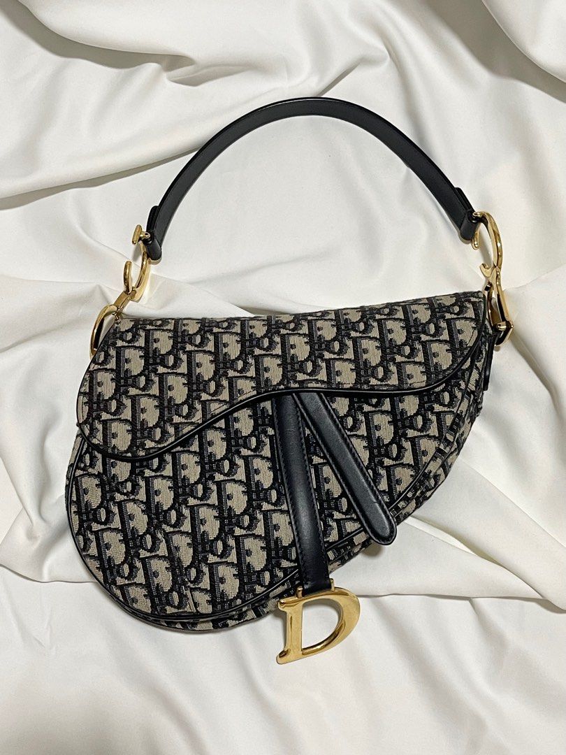 Dior saddle online bag therealreal