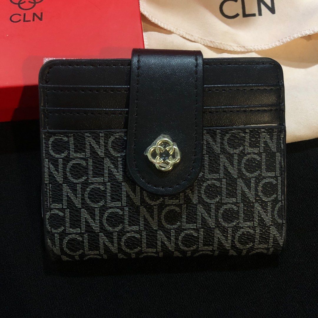 CLN 0622W-Kayzie Wallet (Classic Monogram)