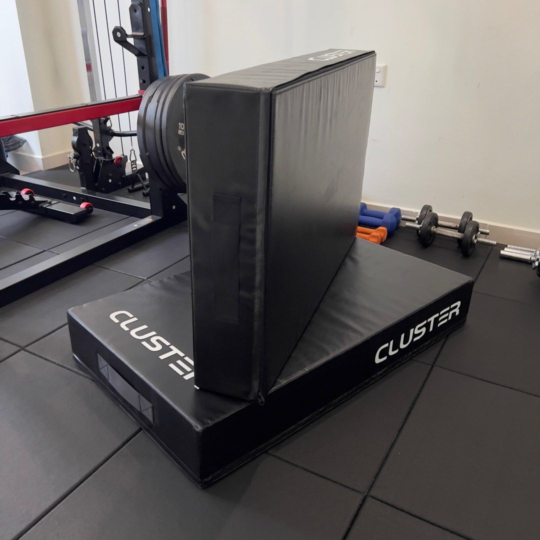 Cluster Weightlifting Crash Pad, Sports Equipment, Exercise & Fitness