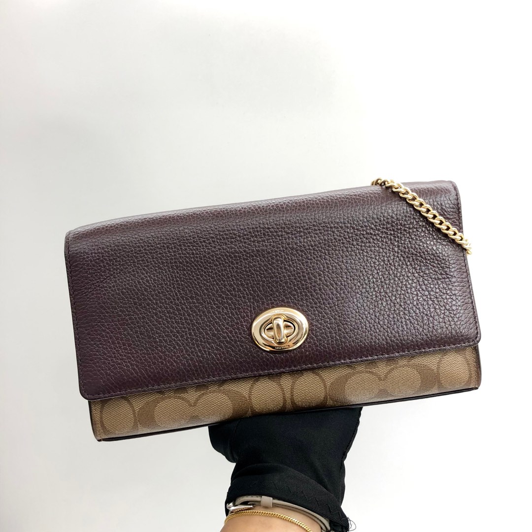 Chain crossbody in deals signature canvas