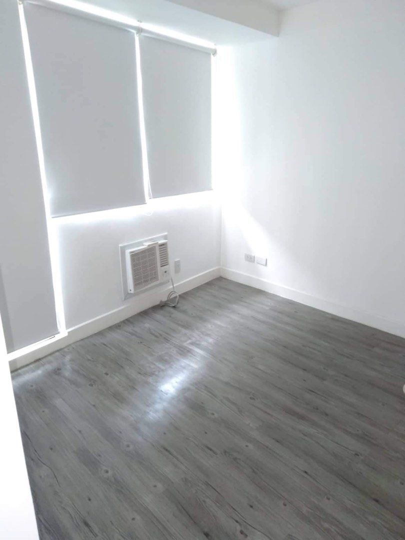 Condo unit for sale (Category: Apartments & Condos) located in Batangas. Submitted by emmie05 (Listing ID 1243052201, Image 3). Description: 1bedroom condo unit in The Residences of Commonwealth by Century Properties. Message for more info.