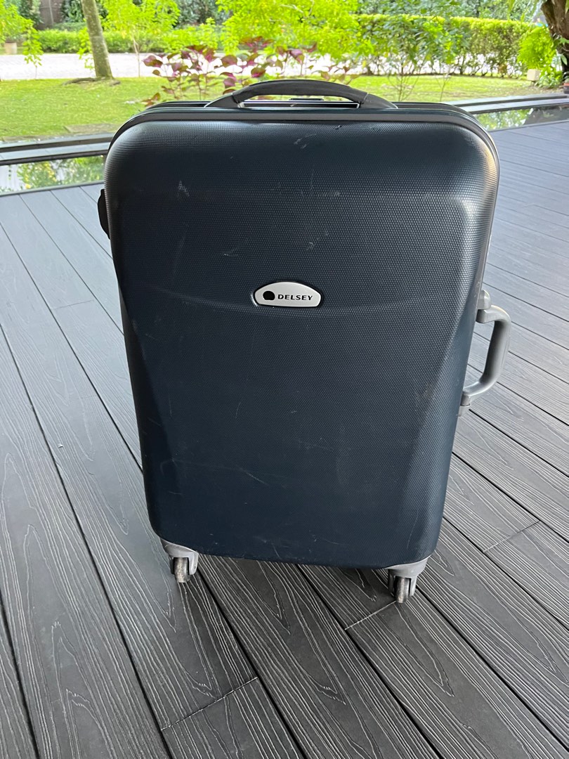 Delsey luggage 26 inch hotsell