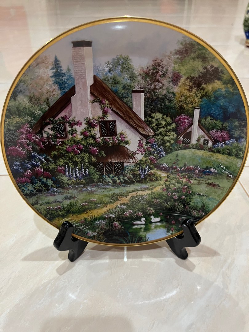 Display Plate “A Cozy Glen”, Furniture & Home Living, Home Decor, Wall ...
